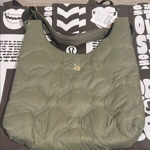Lululemon Athletica Olive Quilted Shoulder Bag mini 5L